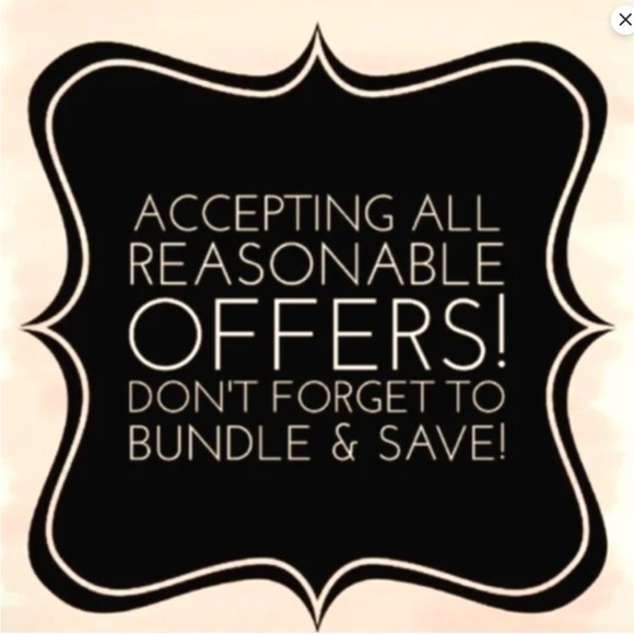 Live show notice! Like to know when I’m live! Designer & lux bags and more! - Picture 10 of 10